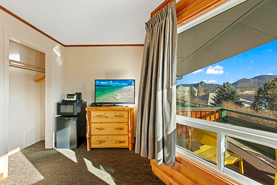 Discovery Lodge