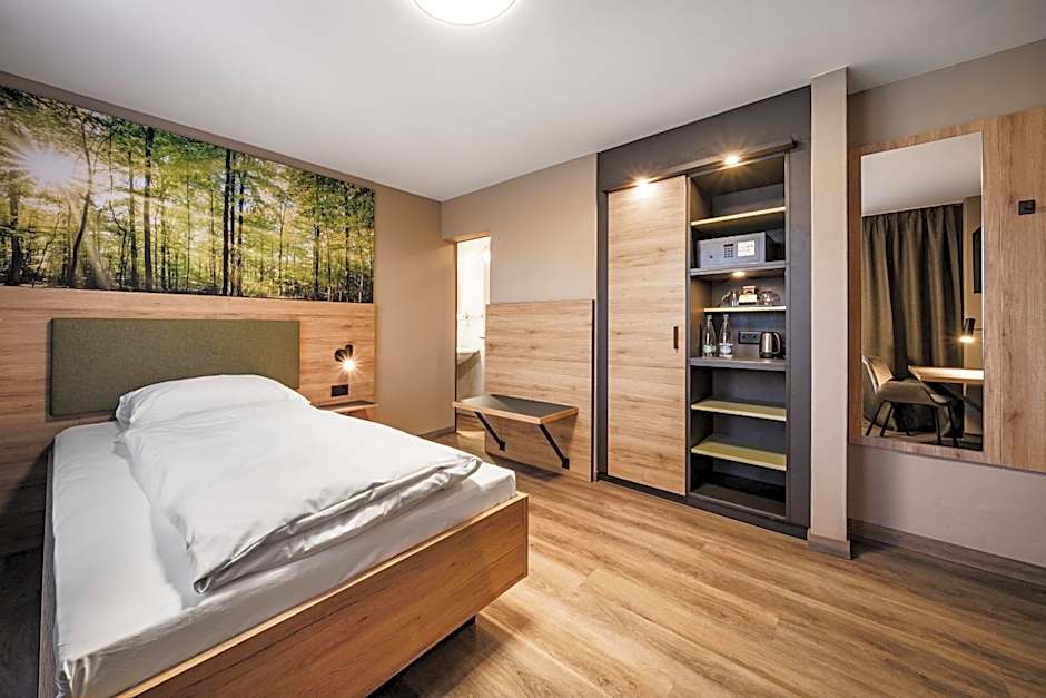 Hotel Linde - 24h Self Check-in