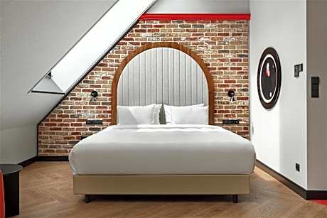 Studio Apartment - Separate Building