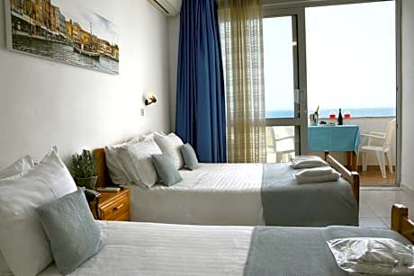 Superior Double Room with Sea View