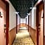Hôtel Charlemagne by Happyculture