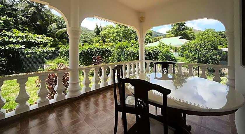 Coco Bay Guest House