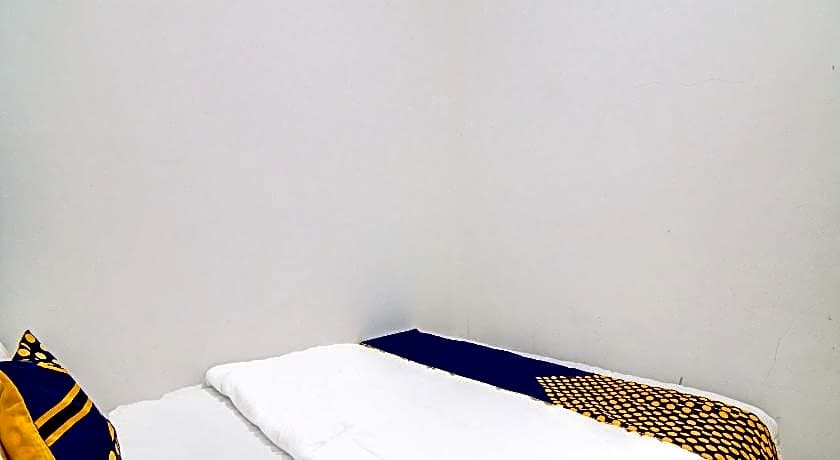 Hotel O Homestay Dinda Syariah Near Masjid Al Amin