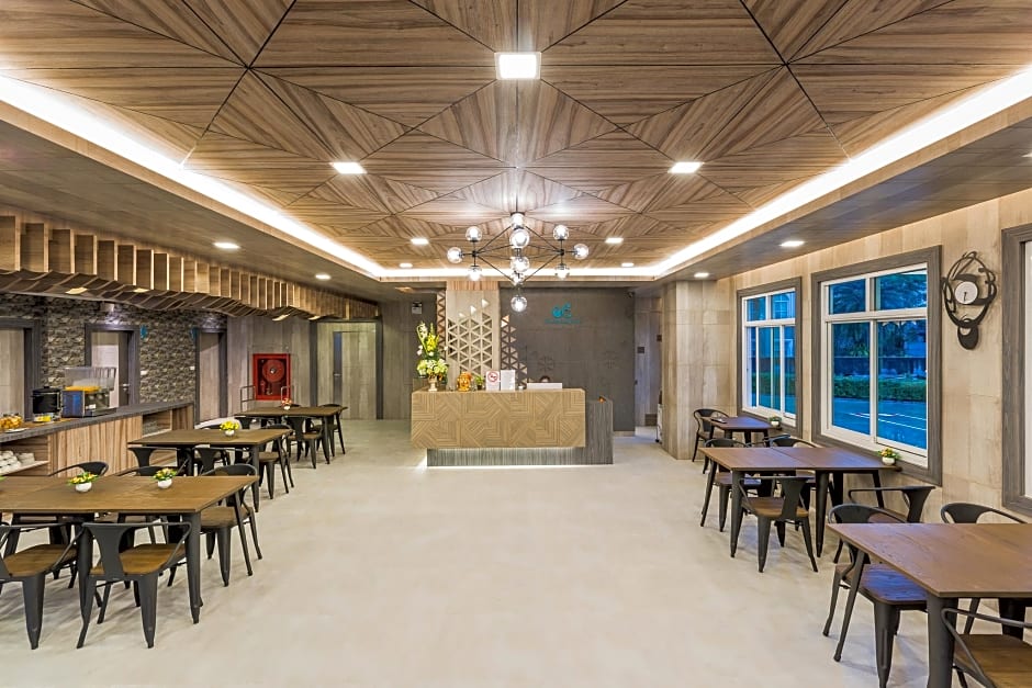 Evergreen Suite Hotel