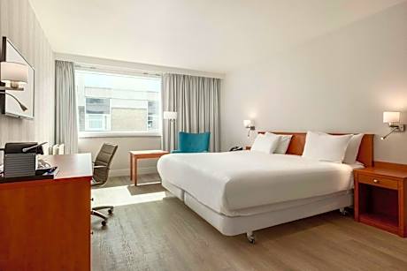 Superior Double or Twin Room with XL Extra Bed (2 Adults + 1 Child)