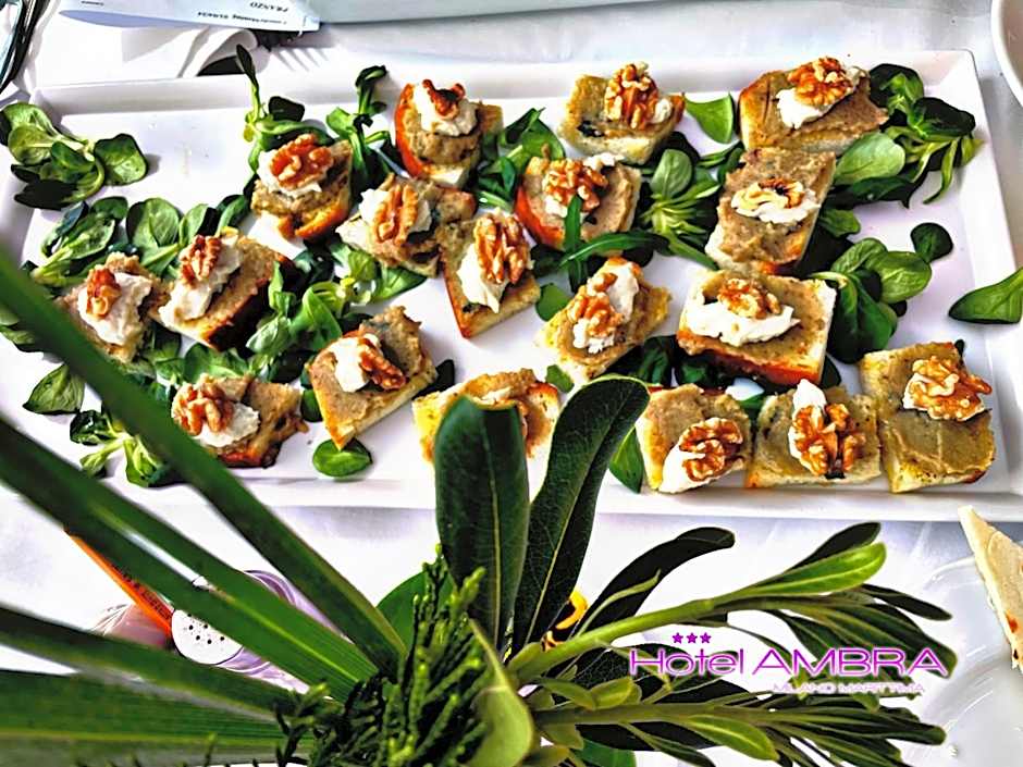 HOTEL AMBRA - Fronte Mare - Vicinissimi al Centro