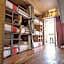Reina Roja Hostal