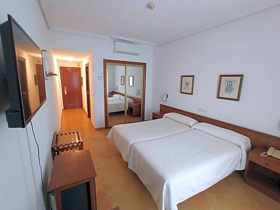 HOTEL ELE ACUEDUCTO