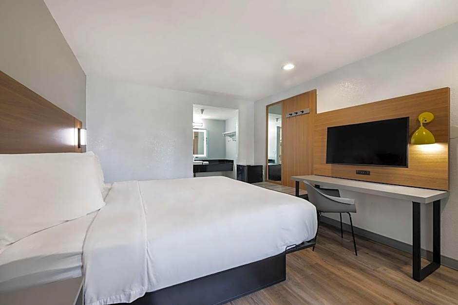 Motel 6-Santa Ana, CA