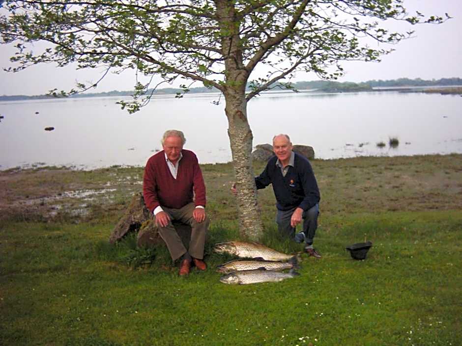 The Waterfront House Country Home