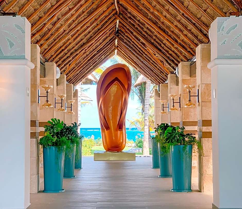 Margaritaville Island Reserve Riviera Cancún - An All-Inclusive Experience for All