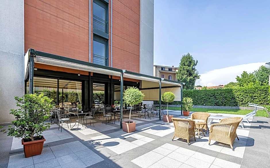 The Regency Hotel-NEW