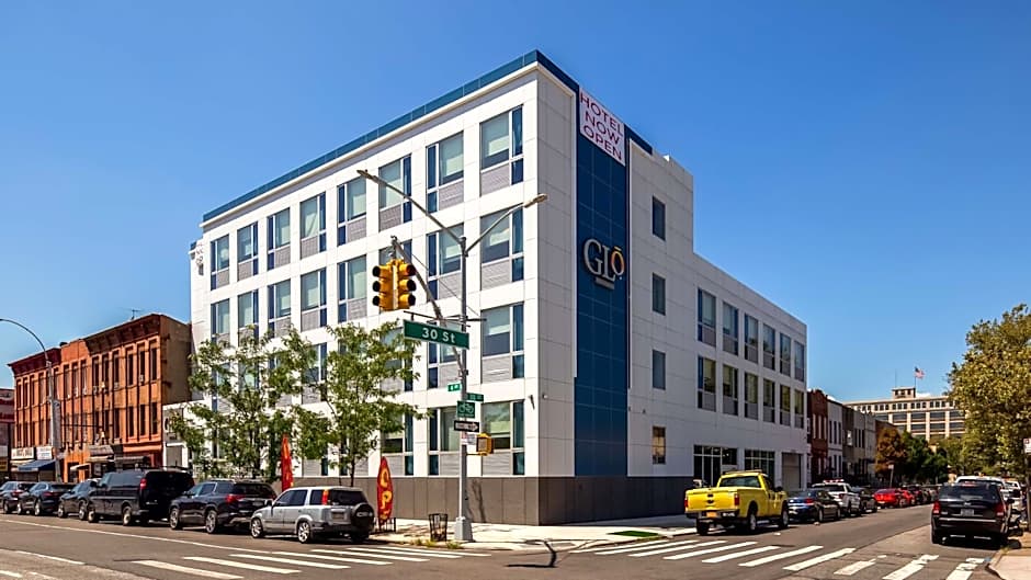 GLo Best Western Brooklyn NYC
