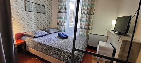 Triple Room with Private Bathroom