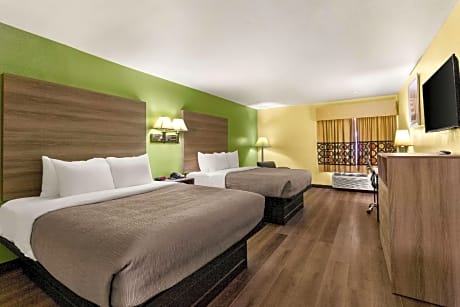 2 Queen Beds Non-Smoking