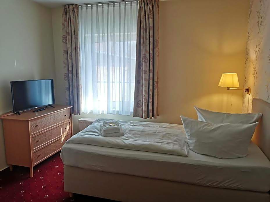 Hotel am Wariner See