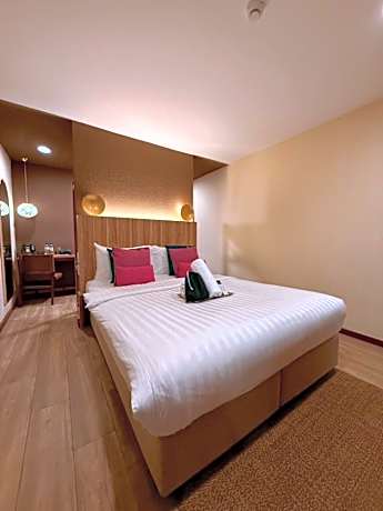 Grand Superior Double with Bathtub