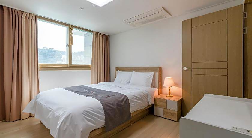 JS Residence Hotel Okpo