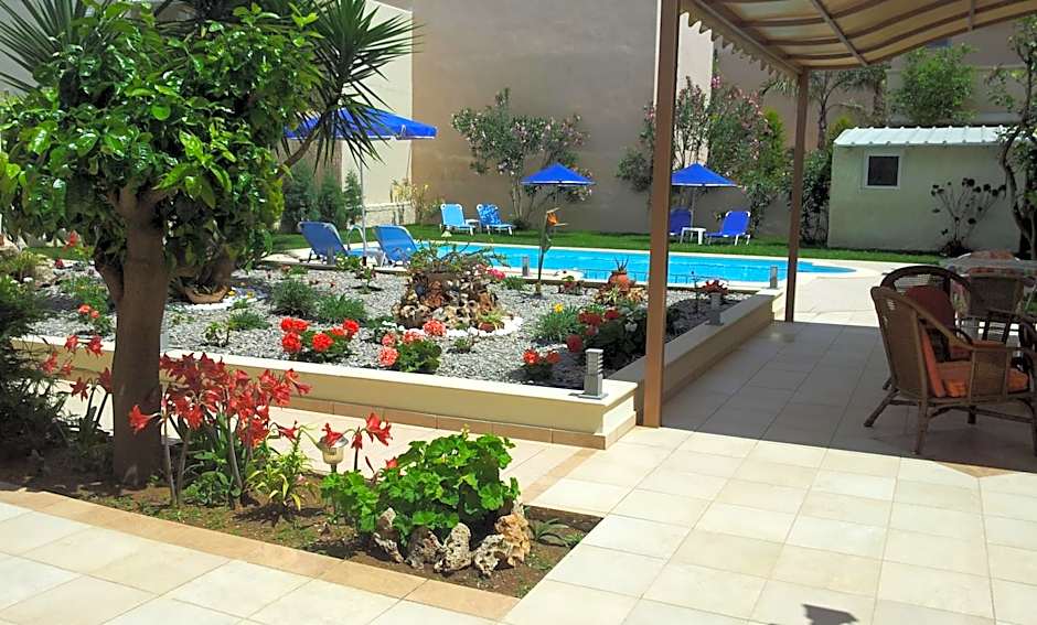 Nicolas Studios & Apartments