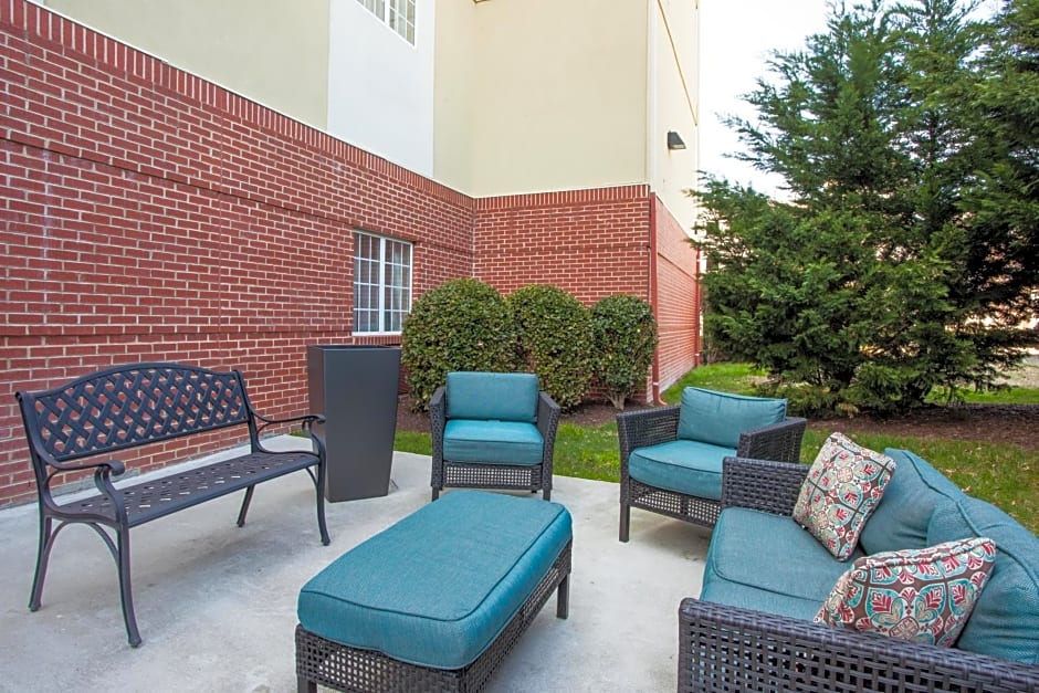 Candlewood Suites Virginia Beach-Norfolk