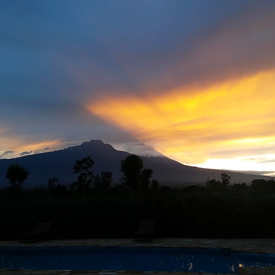 Maktau Mountain Lodge