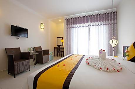 Superior Double Room with City or Garden View