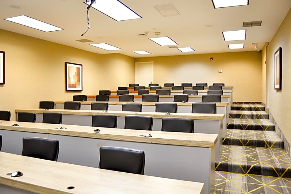 Amenida Residences, Calgary