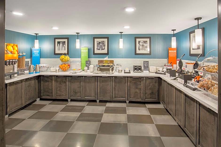 Hampton Inn By Hilton Monterey