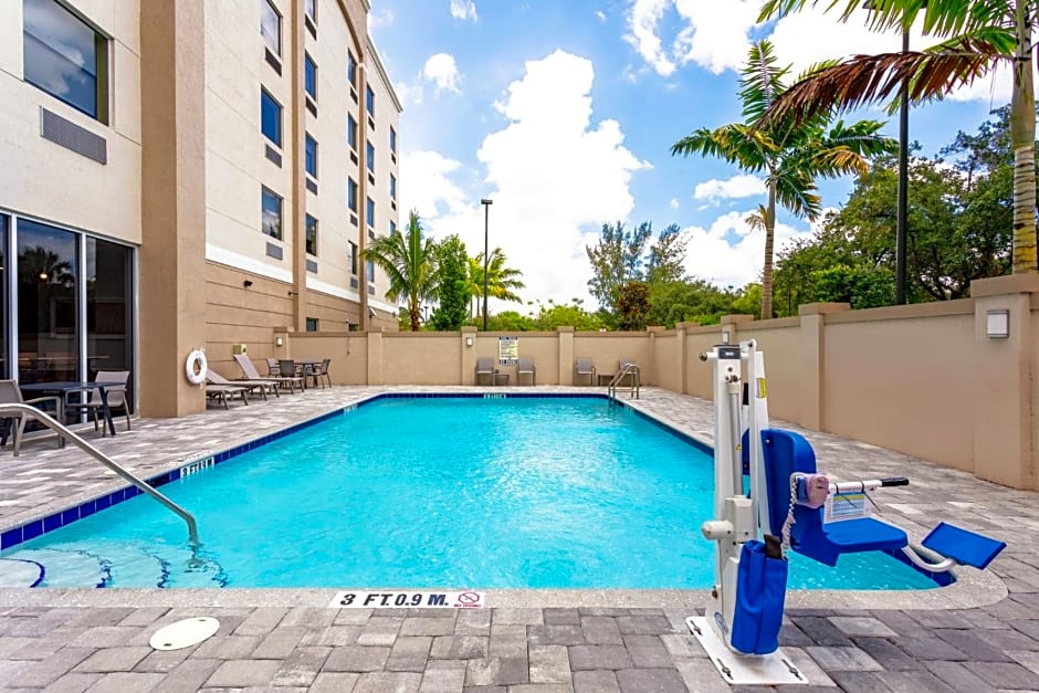 Holiday Inn Express & Suites - Miramar By IHG