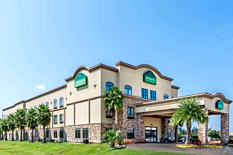 Wingate by Wyndham Lake Charles Casino Area