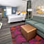 Home2 Suites by Hilton Newark-Airport, NJ