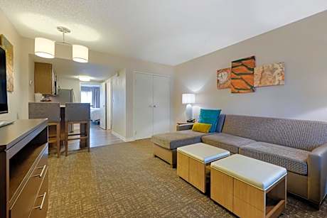 One-Bedroom Suite with Two Queen Beds