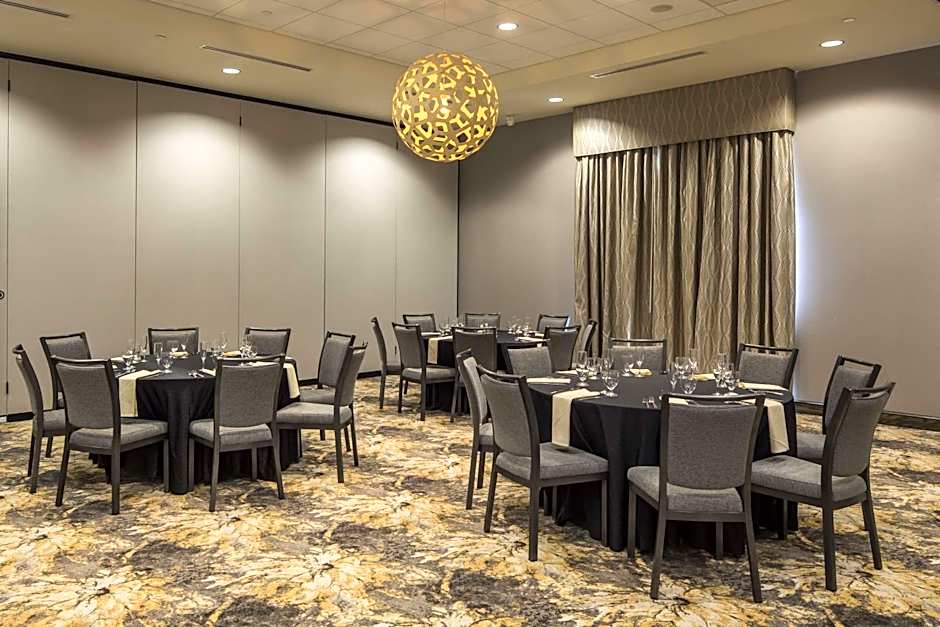 Hilton Garden Inn Pittsburgh Airport