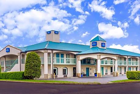 Baymont by Wyndham Gallatin