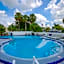 Liberty Garden Inn by OYO Kissimmee near Disney World