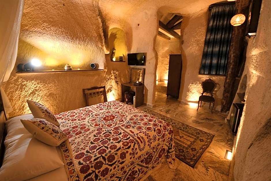 NOSTALJI CAVE SUIT HOTEL