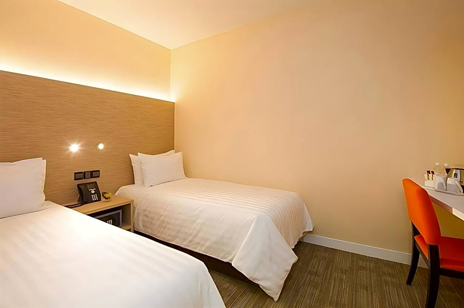 Sama-Sama Express KLIA Terminal 2 - Airside Transit Hotel