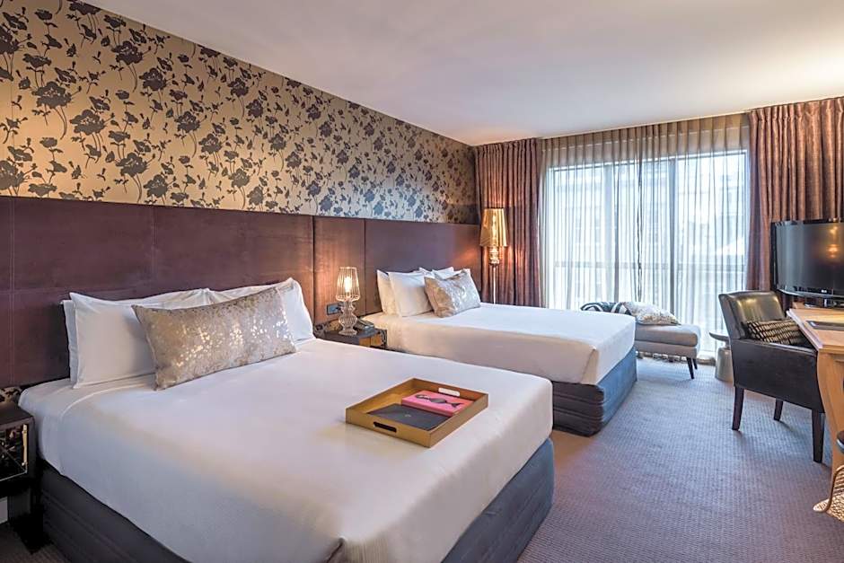 Museum Apartment Hotel, Independent Collection by EVT