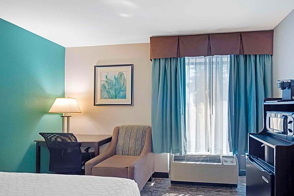 Best Western Plus Chicagoland-Countryside