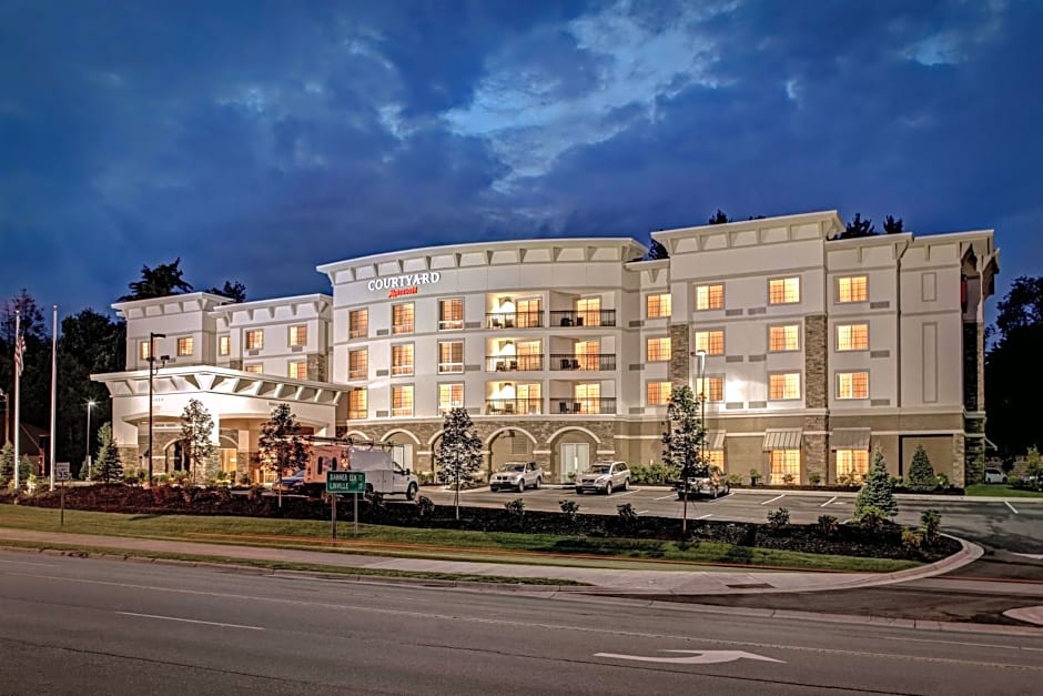 Courtyard by Marriott Boone