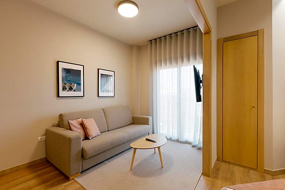 Palau Suites & Apartments