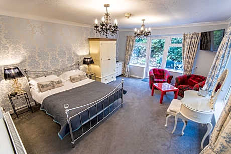 King Room with Garden View