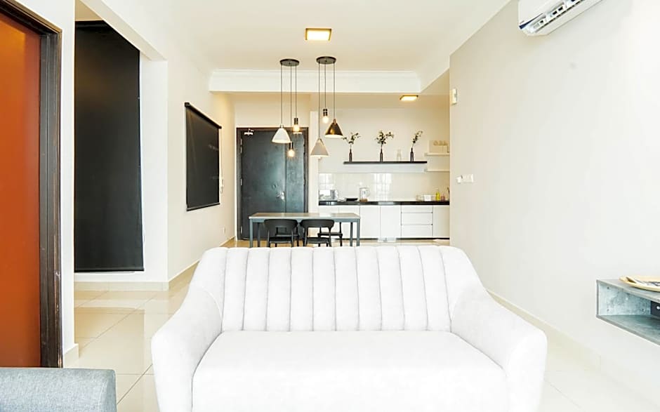 Boulevard Service Apartment KL by Airhost