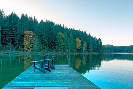 Cusheon Lake Resort