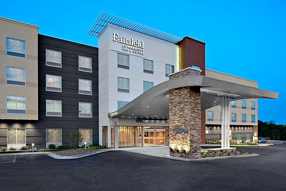 Fairfield Inn & Suites by Marriott Lake Geneva