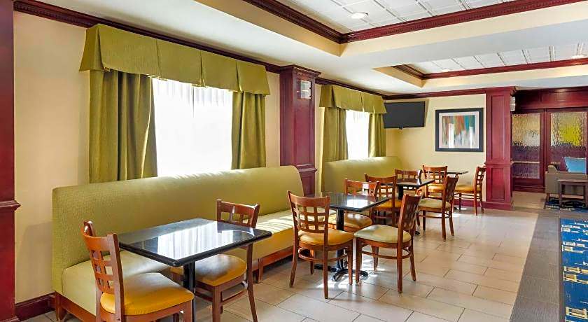 Best Western Plus Pratt
