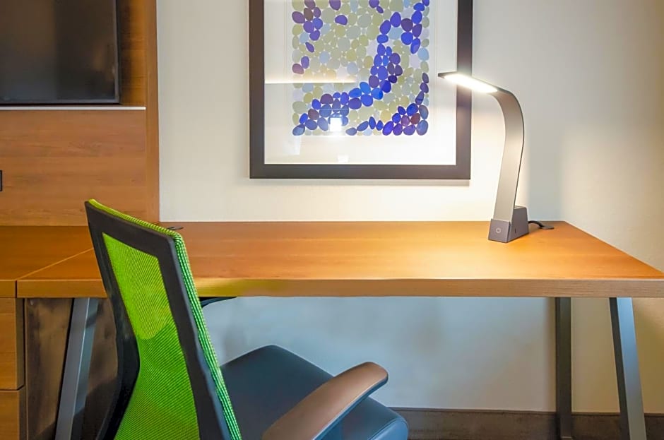 Holiday Inn Express And Suites Taylor By IHG