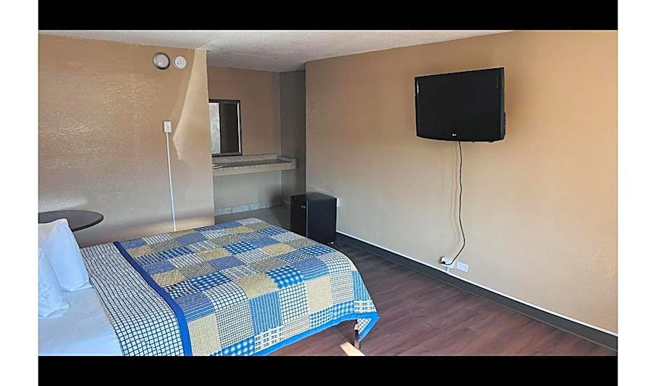 Hallmark Inn By OYO Fort Wayne