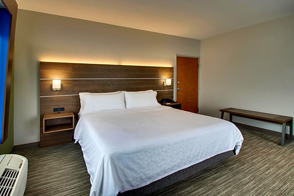 Holiday Inn Express Hotel & Suites Waukegan/Gurnee