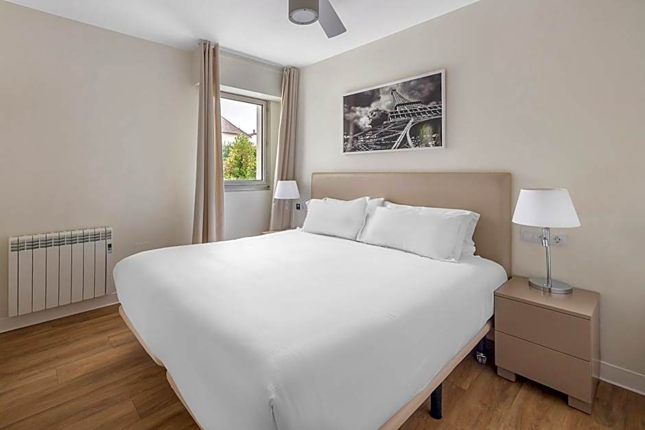 Royal Regency Paris Vincennes 